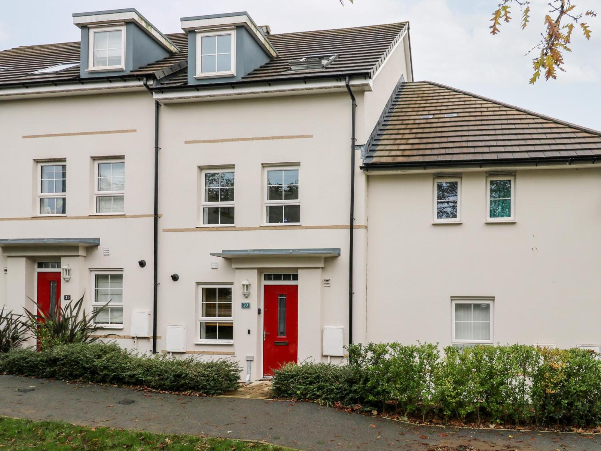 20 Bishops Way * Falmouth