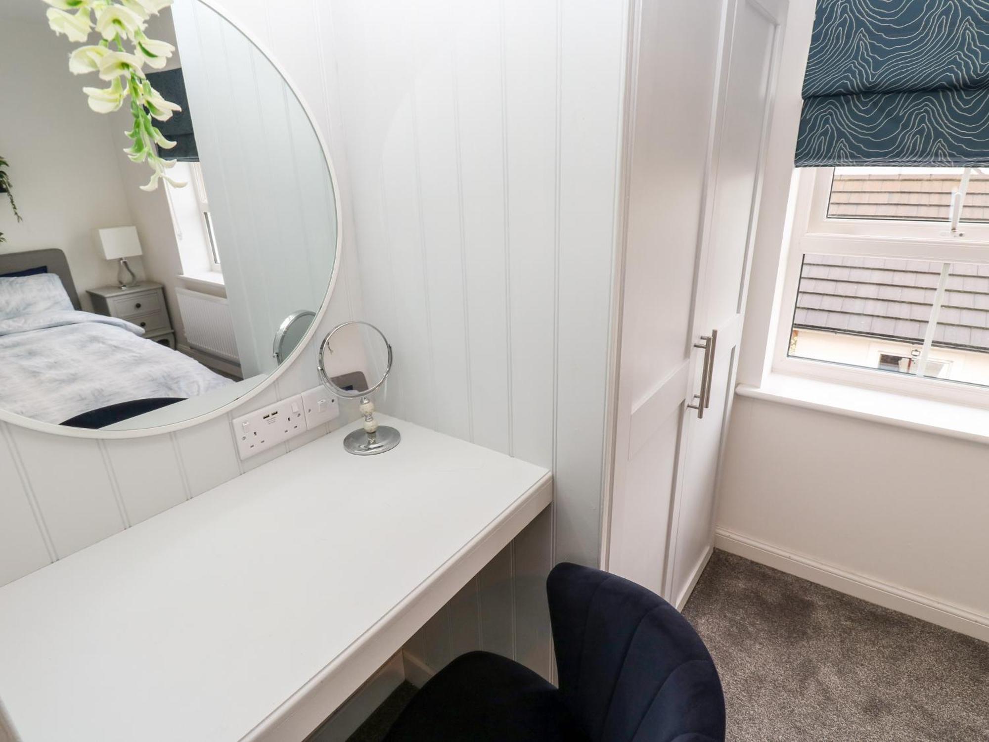 20 Bishops Way * Falmouth